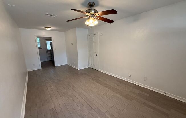 pc-San Juan Ave 5211-5215 (Duplex)