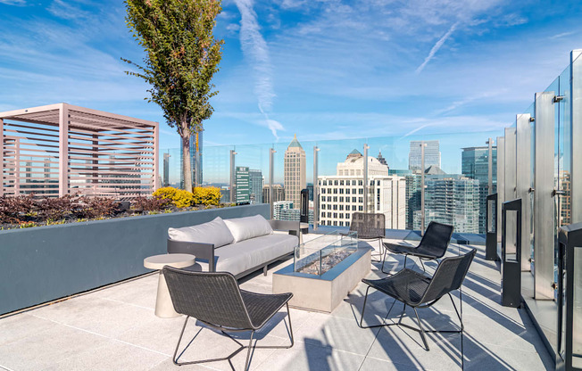 Poolside Outdoor Patio at 903 Peachtree Apartments in Atlanta, GA 30309