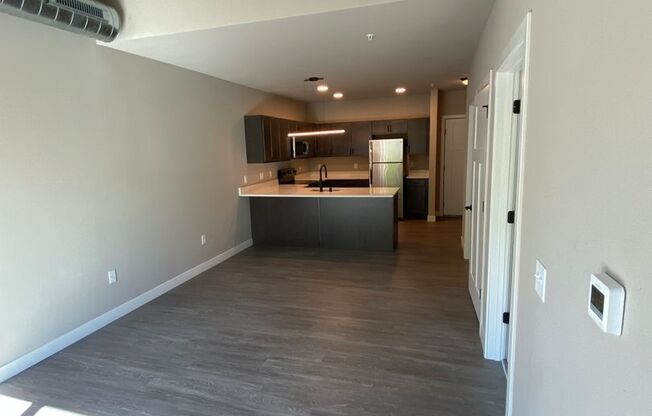 2 beds, 2 baths, 956 sqft, $2,195, Unit 2644-306