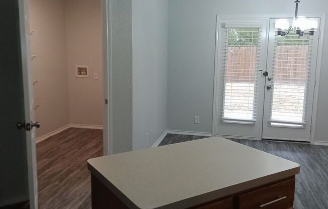 Spacious and newly renovated 5 bed / 2.5 bath home