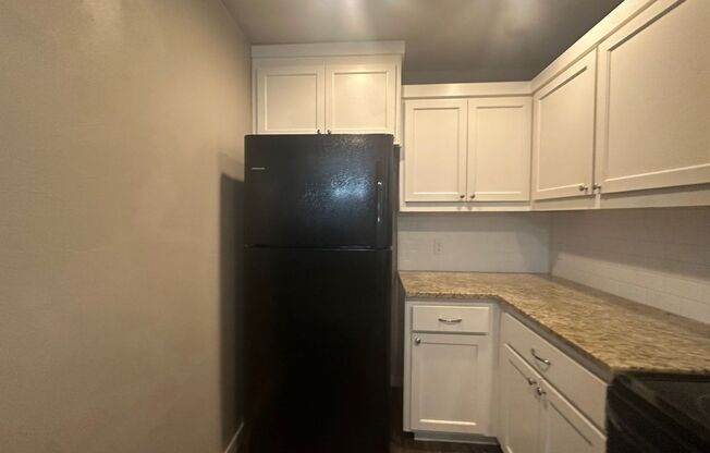 3 beds, 2 baths, $1,495