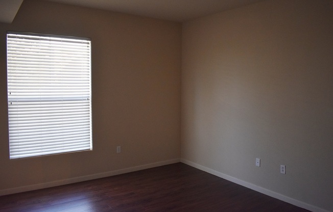 2 beds, 2 baths, $2,100