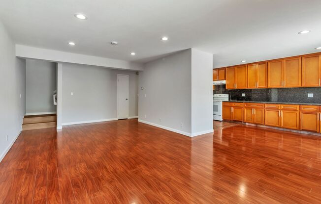 3-Bedroom 2.5-Bathroom Santa Clara Townhome