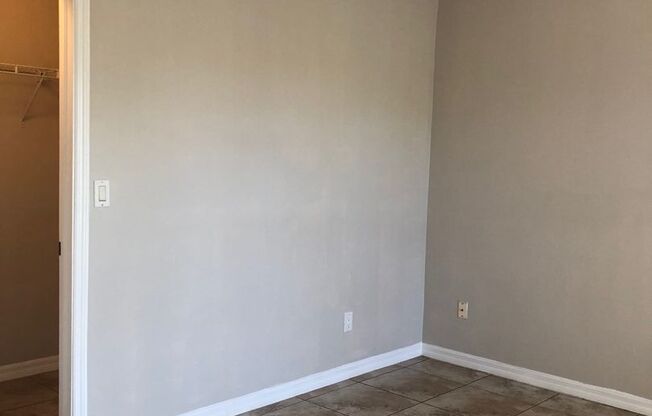 Experience this Large Cape Coral 3 bedroom 2 bath duplex with 1 car garage and screened in lanai.