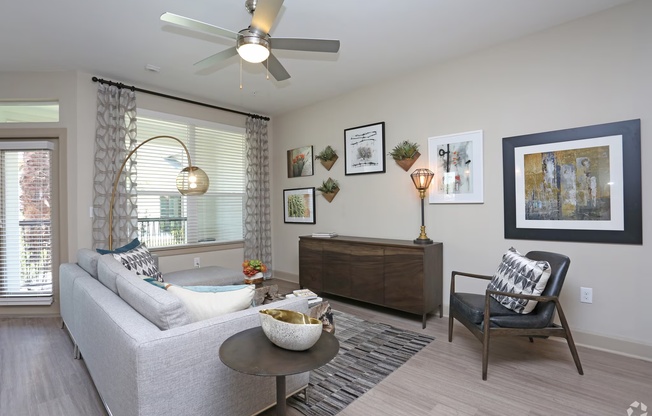 15110 N CASTLEGORY RD