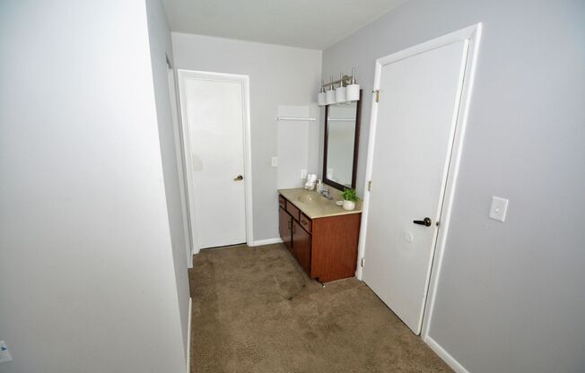 2 beds, 2 baths, $1,295