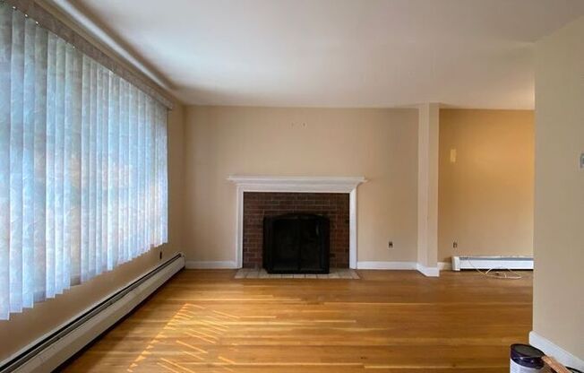 93 CEDARWOOD AVE