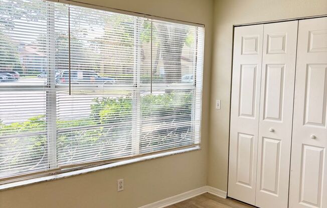 Modern comfort in Prime Orlando location – updated 1-Bedroom 1-Bath condo! -- CASH FREE DEPOSIT OPTION!!!