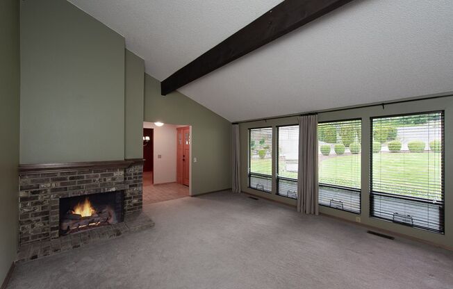 Spacious 4-Bedroom Home Offering Seamless Indoor-Outdoor Flow