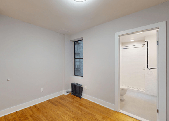 3505 Broadway
