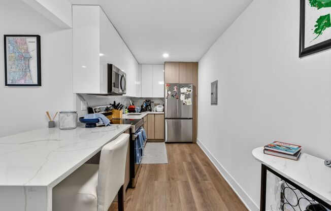 1 bed, 1 bath, 700 sqft, $2,700, Unit 4B