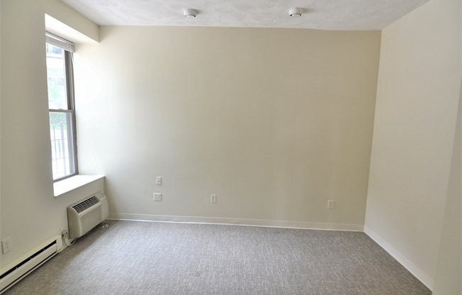 1 bed, 1 bath, 559 sqft, $2,995, Unit 60-10