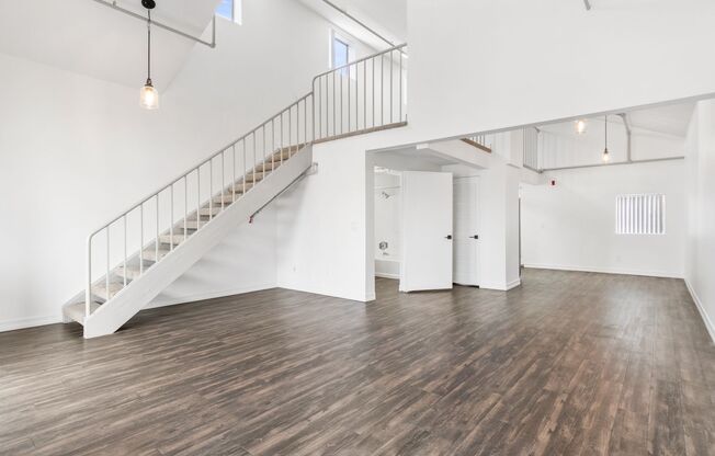 1 bed, 1 bath, 1,000 sqft, $2,450, Unit 431