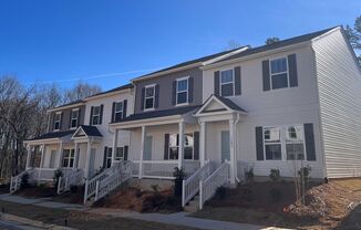 3BD/2.5 Bath End Unit Townhome for Rent Near Downtown Mooresville - Available November 2026