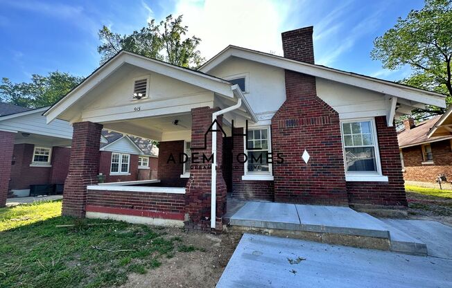 Newly Renovated Brick Home Minutes Away from Crosstown, Midtown, Rhodes & More!