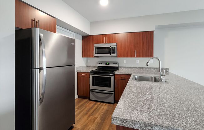 Studio, 1 bath, 604 sqft, $1,895, Unit Apt 302