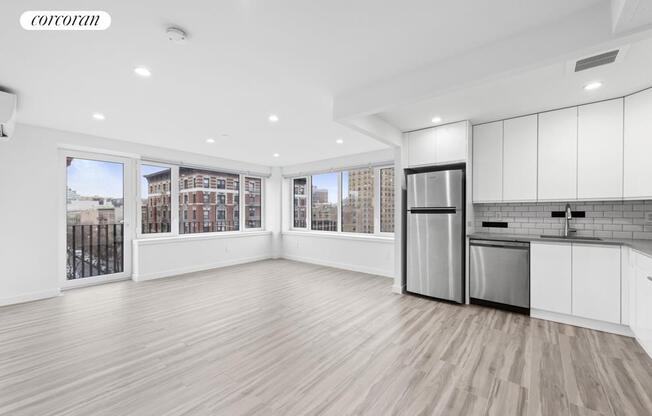 2 beds, 2 baths, $4,250, Unit 5E