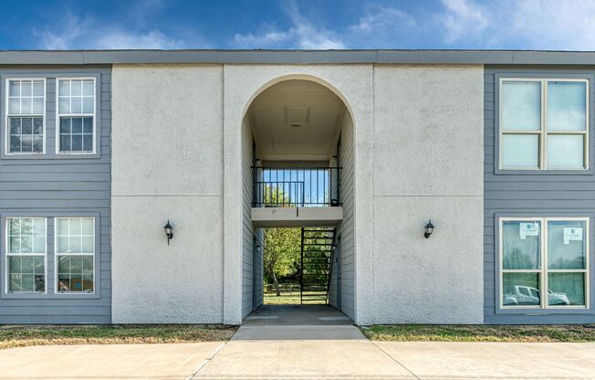 Country Living Apartments