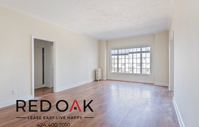 570 1/4 N ROSSMORE AVE
