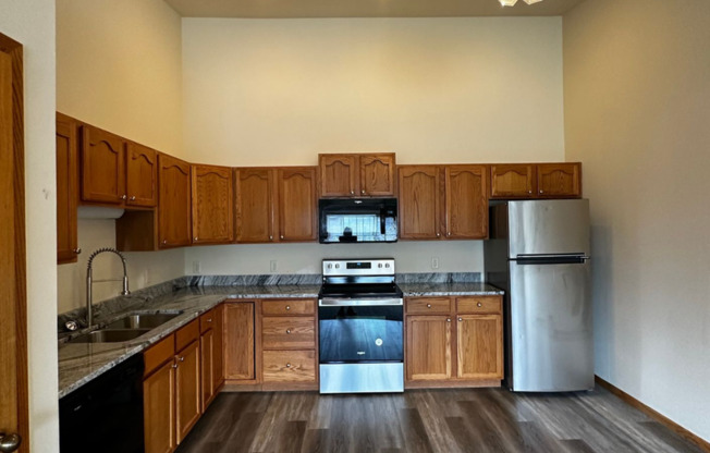 3 beds, 2 baths, $1,475