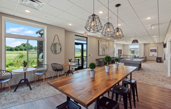 1 bed, 1 bath, 726 sqft, $995, Unit 210