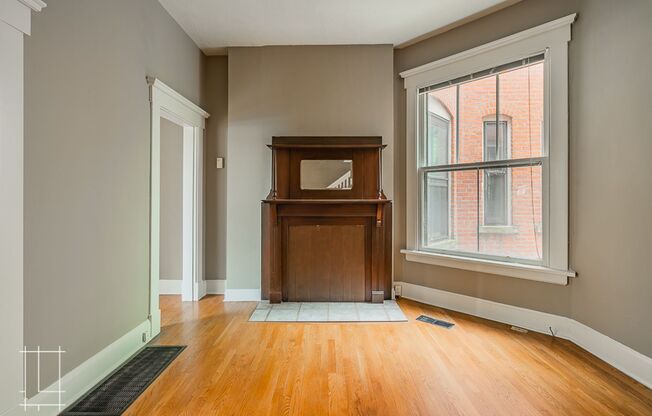 2 beds, 1 bath, $1,750, Unit 36 Hubbard Ave