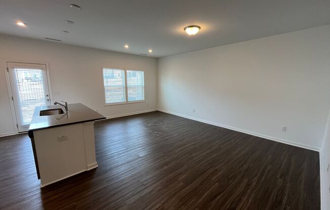 **OFFERING RENT PROMOTION FOR FIRST 6 MONTHS** Stunning 3BD, 2.5BA Raleigh Townhome With Easy Access to I-440 and Downtown Raleigh