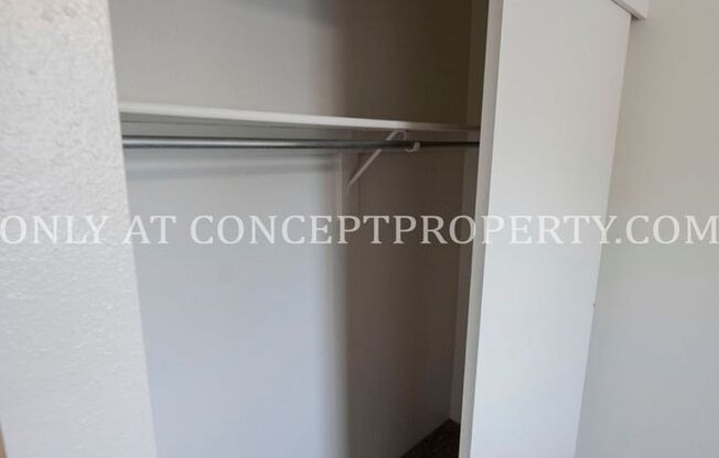 2 beds, 1 bath, 810 sqft, $1,299, Unit 95