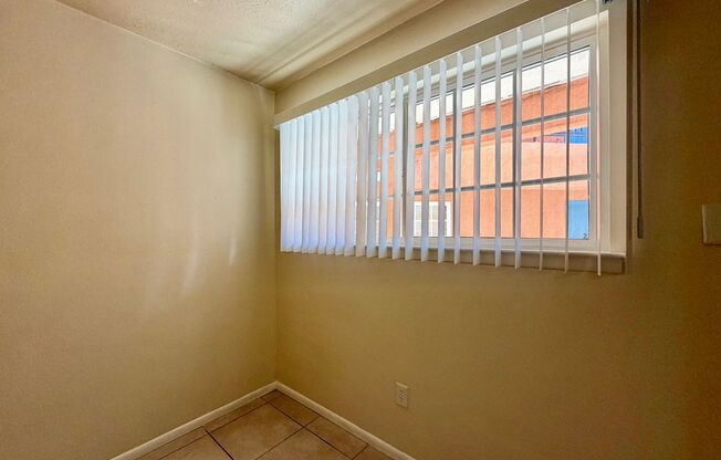 Casa Del Arroyo Apartments