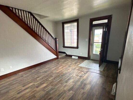 810 4 ST
