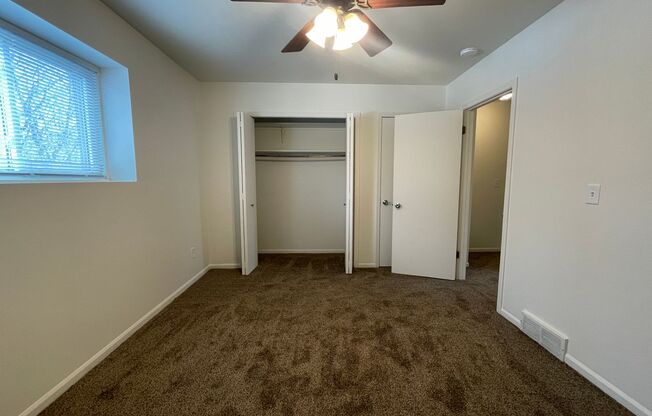 2 beds, 1.5 baths, $1,295