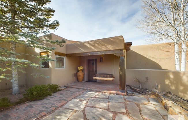 Custom Built home in Desirable Northside Homeowner's Association