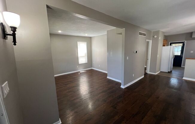 Charming 3-Bedroom Home in Washington Weatley – Minutes from Downtown KC
