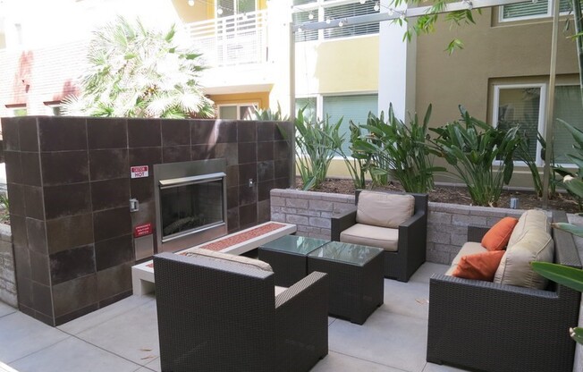 1 bed, 1 bath, 740 sqft, $2,900, Unit 326
