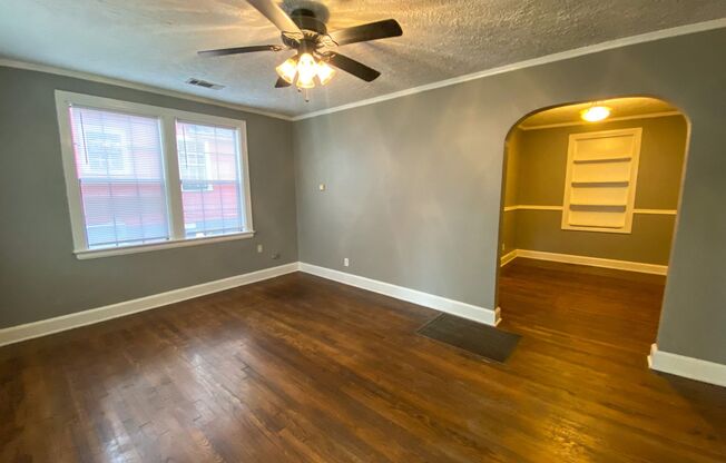 2 beds, 1 bath, $1,350