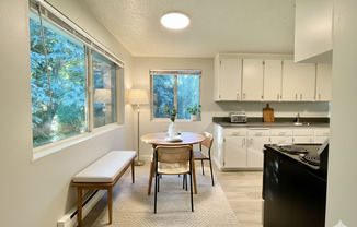 Timber Grove Apartments in Lynnwood, WA