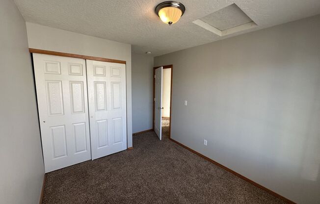 3 beds, 2 baths, $2,100