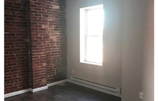 1 bed, 1 bath, $900, Unit 2nd Floor #1