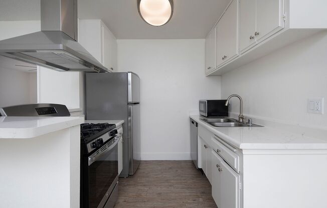 1 bed, 1 bath, 601 sqft, $2,495, Unit 90-08