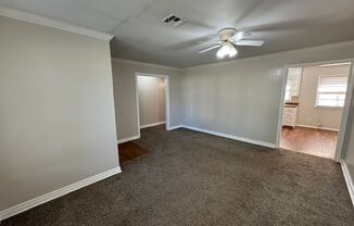 3 beds, 1 bath, $1,100