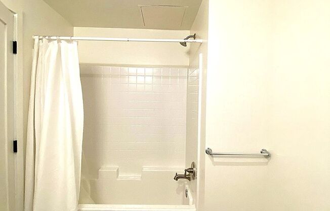 Studio, 1 bath, $2,395, Unit Unit 507 Furnished)