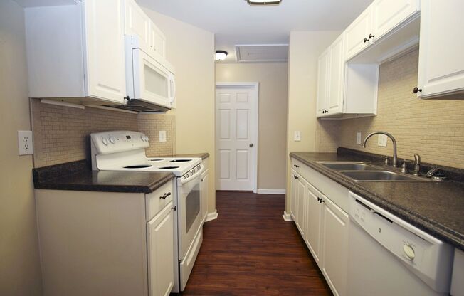 PRE-LEASING 2025! 3 Bedroom, 2 Bath - 1150 Olympia Avenue#A!