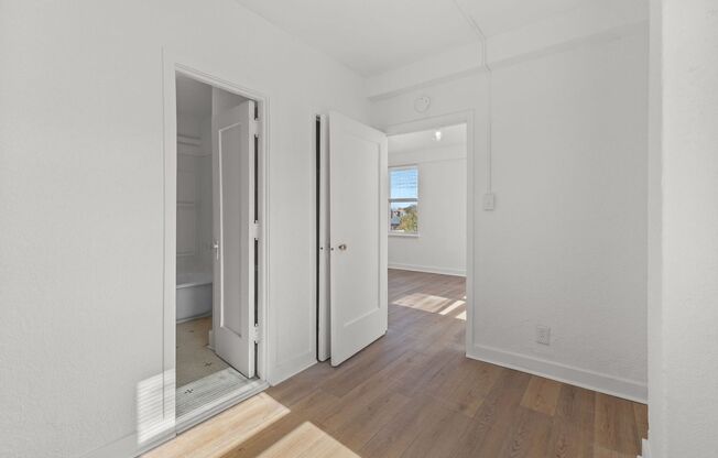 1 bed, 1 bath, 500 sqft, $925, Unit 506