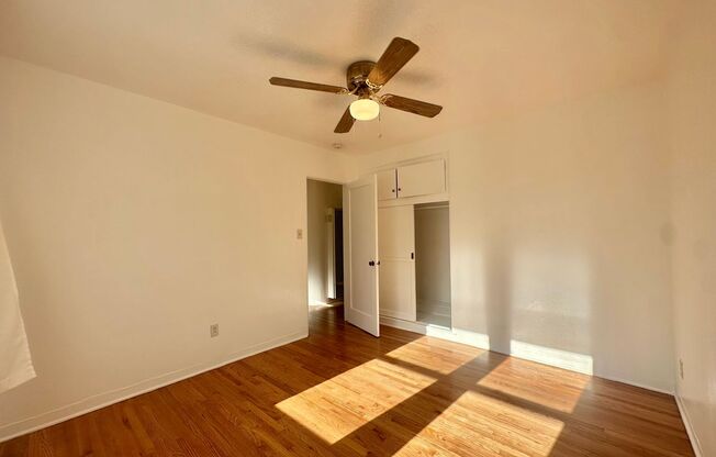 2 beds, 1 bath, $3,495