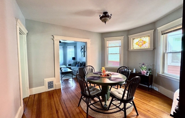 14 DAWES ST