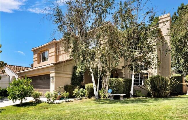 BEAUTIFUL LONE OAK HOME IN CALABASAS!