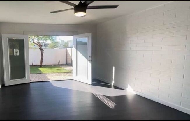 2 beds, 1 bath, 750 sqft, $1,659, Unit 4035-2