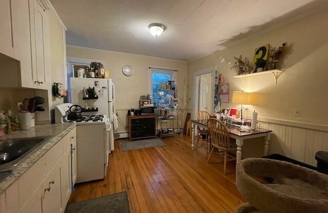 6 REED CT