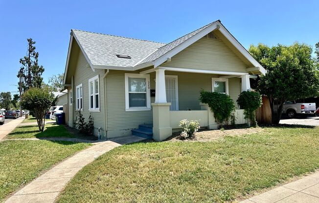 Recently remodeled home walking distance to downtown Lodi!
