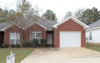 Home available for rent in Tuscaloosa! Available to View with 48 Hour Notice!!!